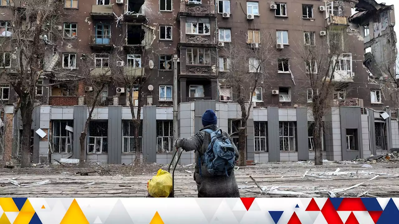 Ukraine war: Russia demands surrender of remaining troops in Mariupol amid 'catastrophic situation'