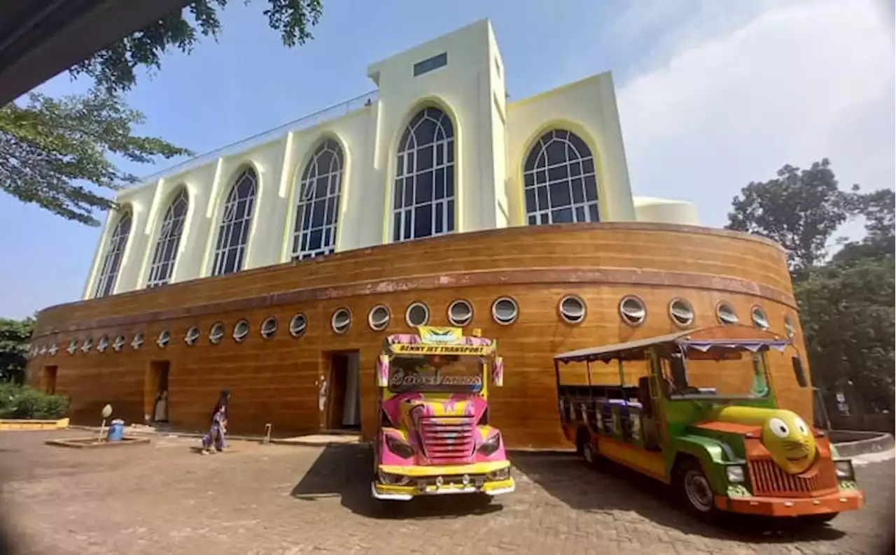 Masjid Bahtera Nuh Semarang, Tempat Nyaman untuk Ibadah & Wisata