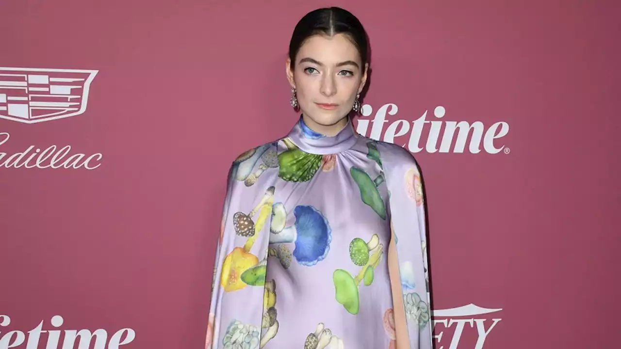 Lorde Postpones Two Shows Due to “Horrendous Laryngitis”