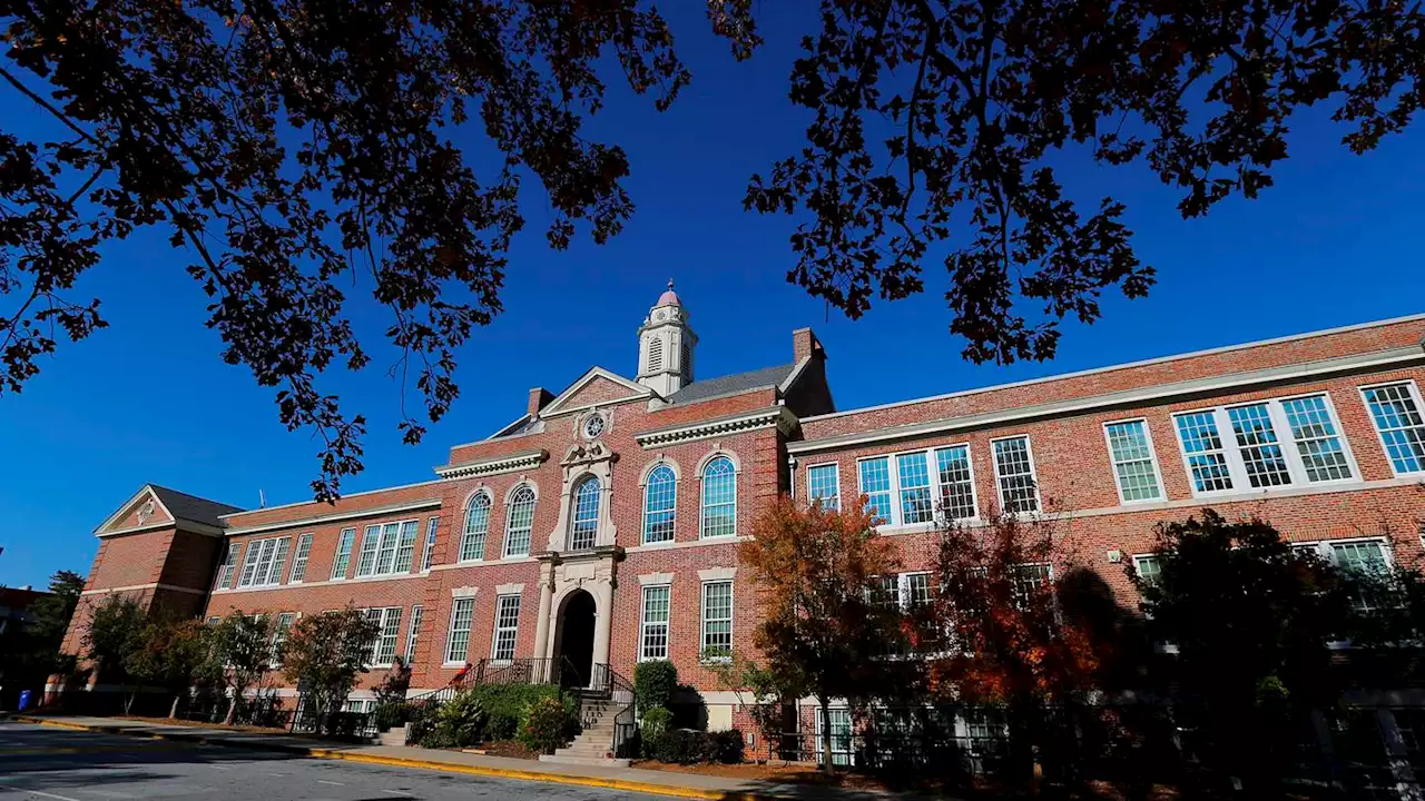 Students make video to prove their high school needs repairs