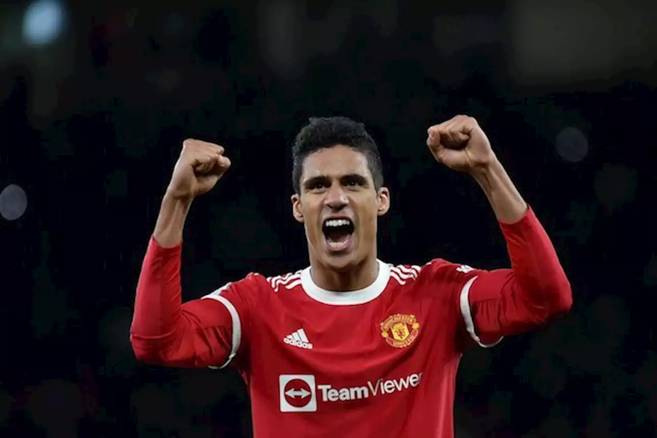 Kabar Baik MU, Raphael Varane Berpotensi Comeback Lawan Liverpool - Bola.net