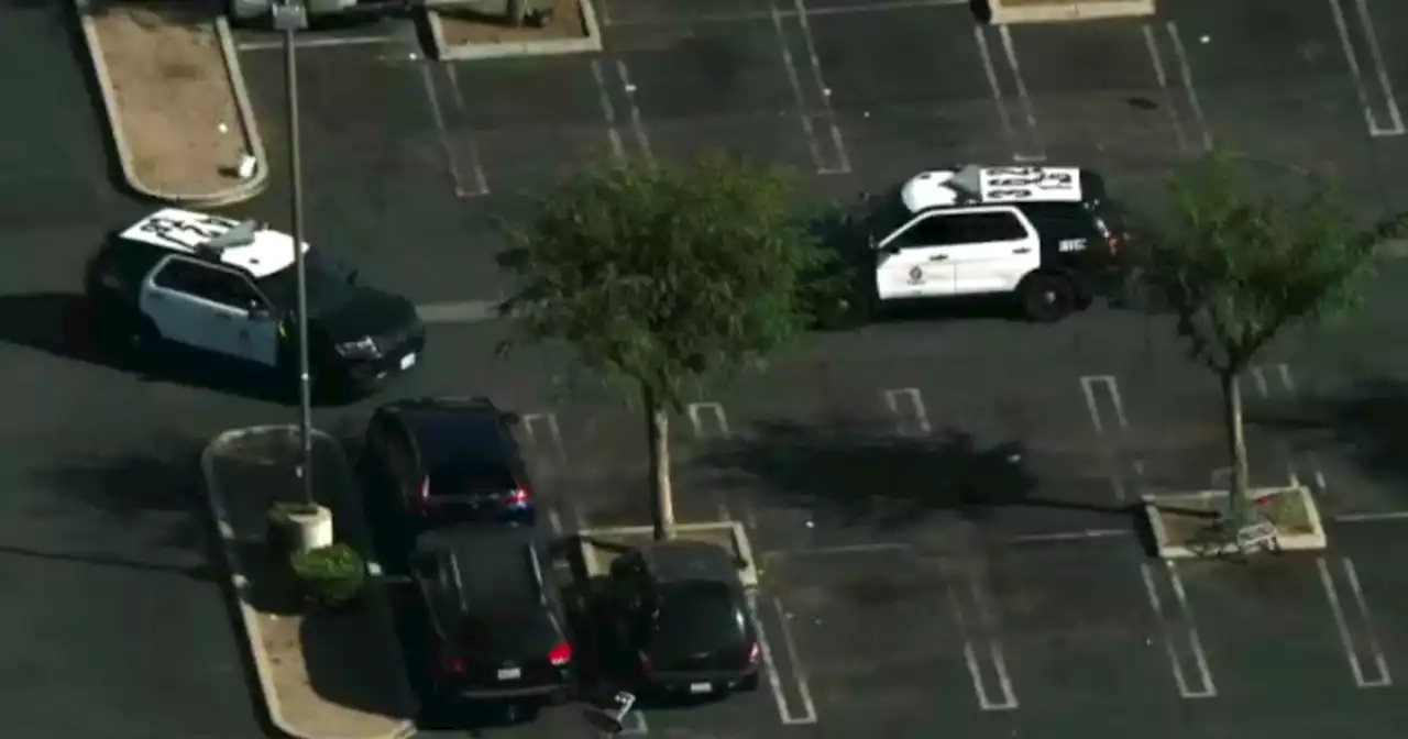 Suspect remains at-large after shooting in Pacoima leaves one man wounded