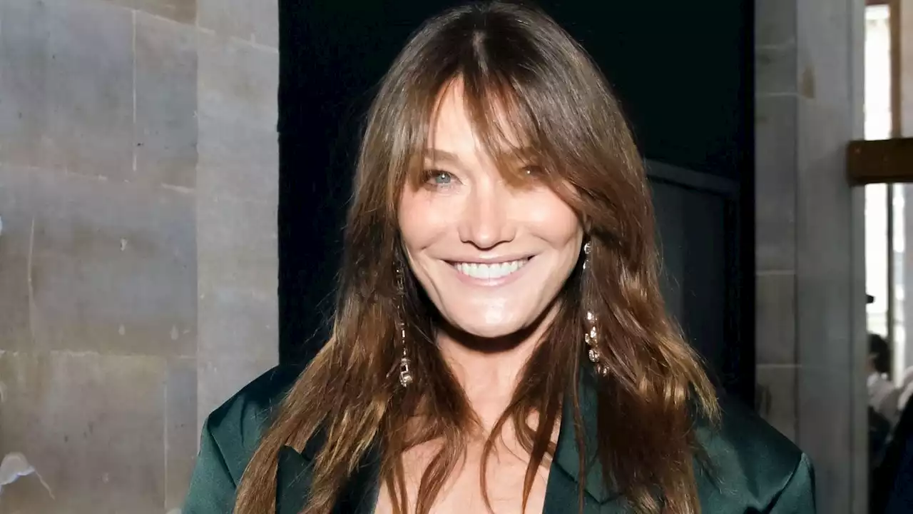 Carla Bruni, elle s’affiche sans maquillage avec sa fille Giulia