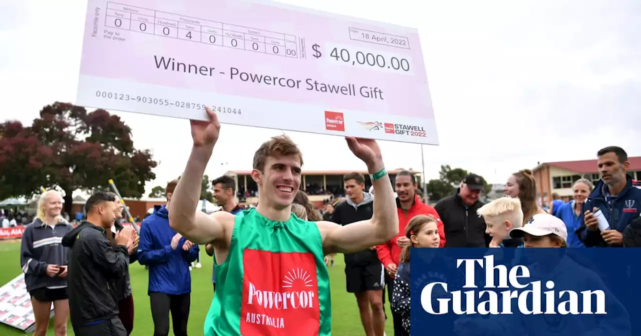 University student Harrison Kerr posts fastest Stawell Gift time in 27 years