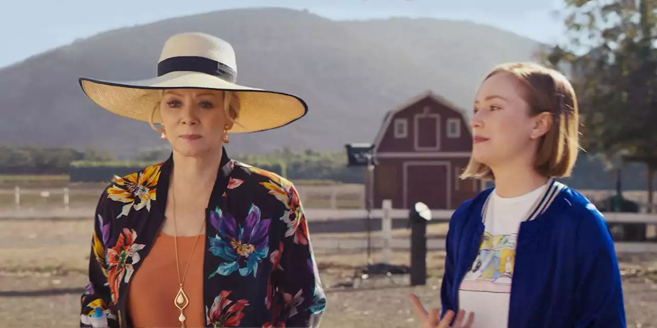 Deborah Vance Goes on Tour in the 'Hacks' Season 2 Trailer