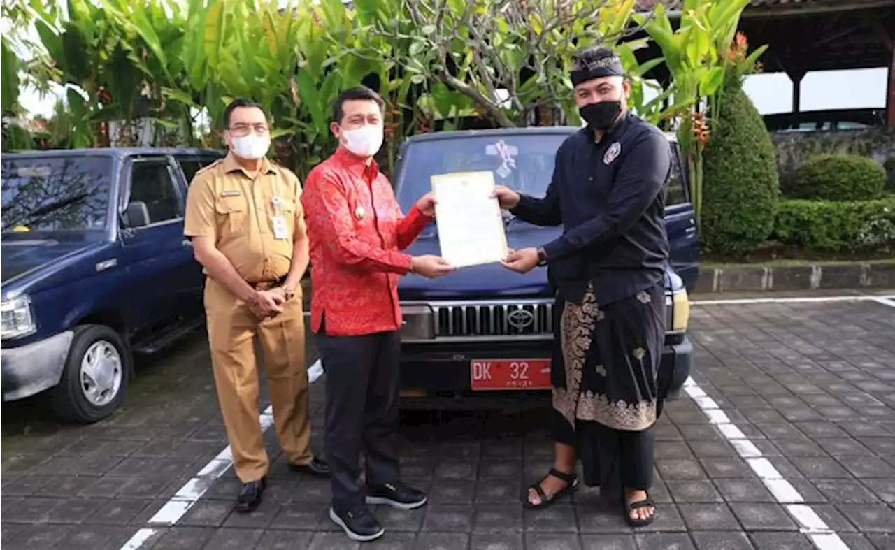 Pemkab Klungkung Hibahkan Mobil Bobrok untuk Desa Adat dan Jaga Baya