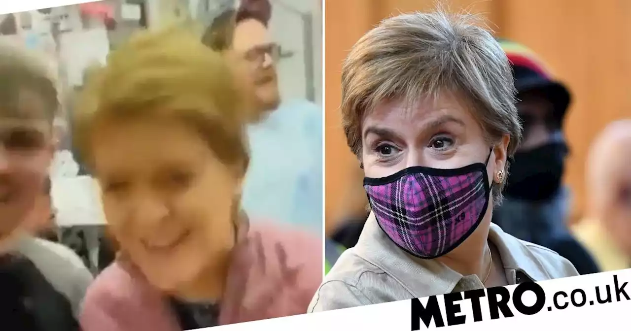 Nicola Sturgeon reported to police for 'not wearing mask at barbers'