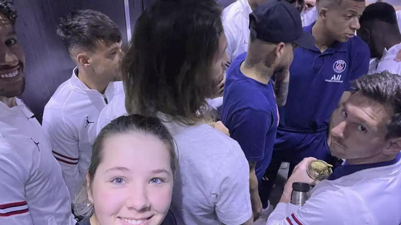 La reacción de una golfista cuando se encontró a Messi, Neymar y Mbappé en el ascensor