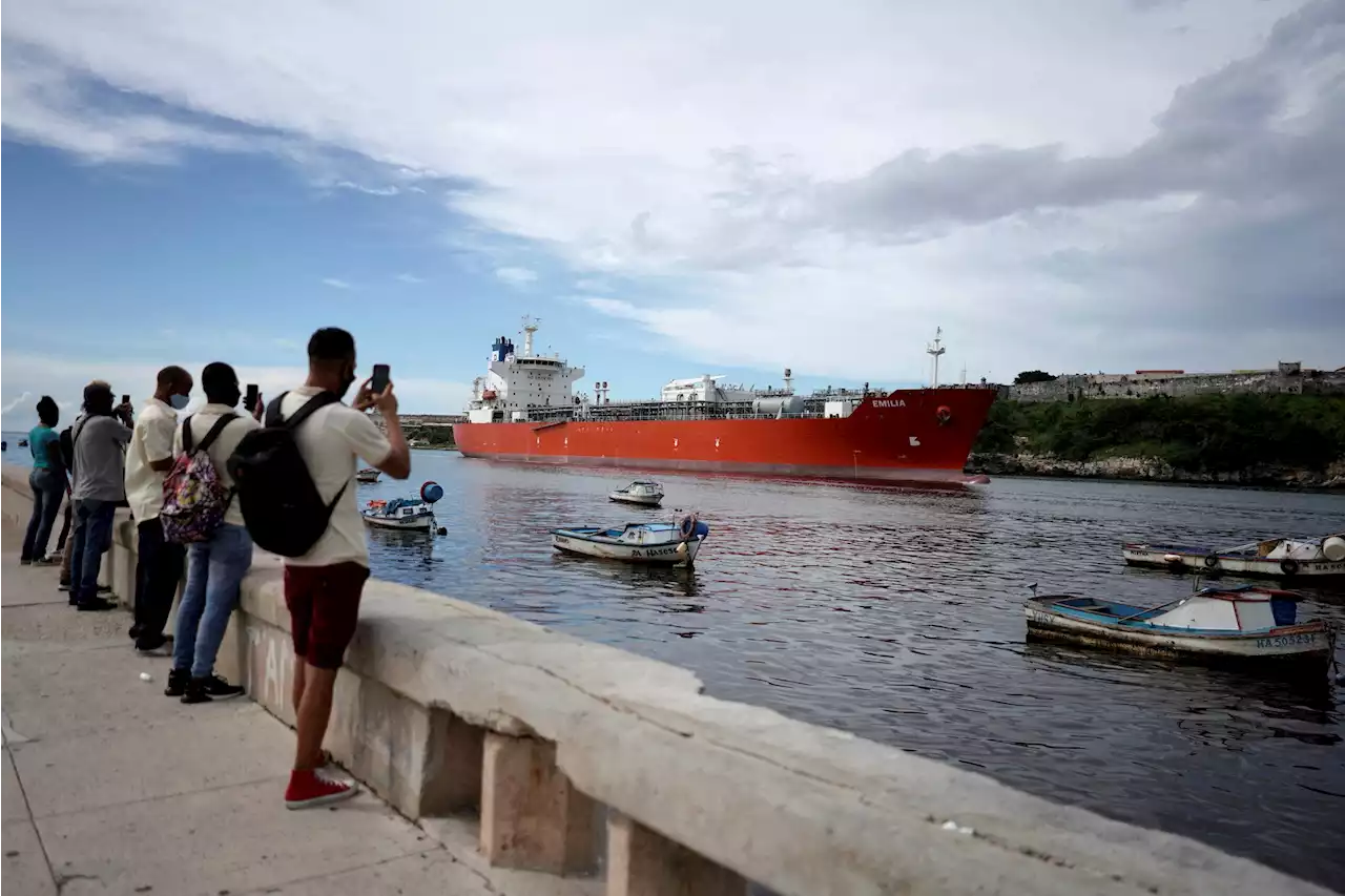 Ukraine-related price jolts threaten Cuba's already tepid recovery