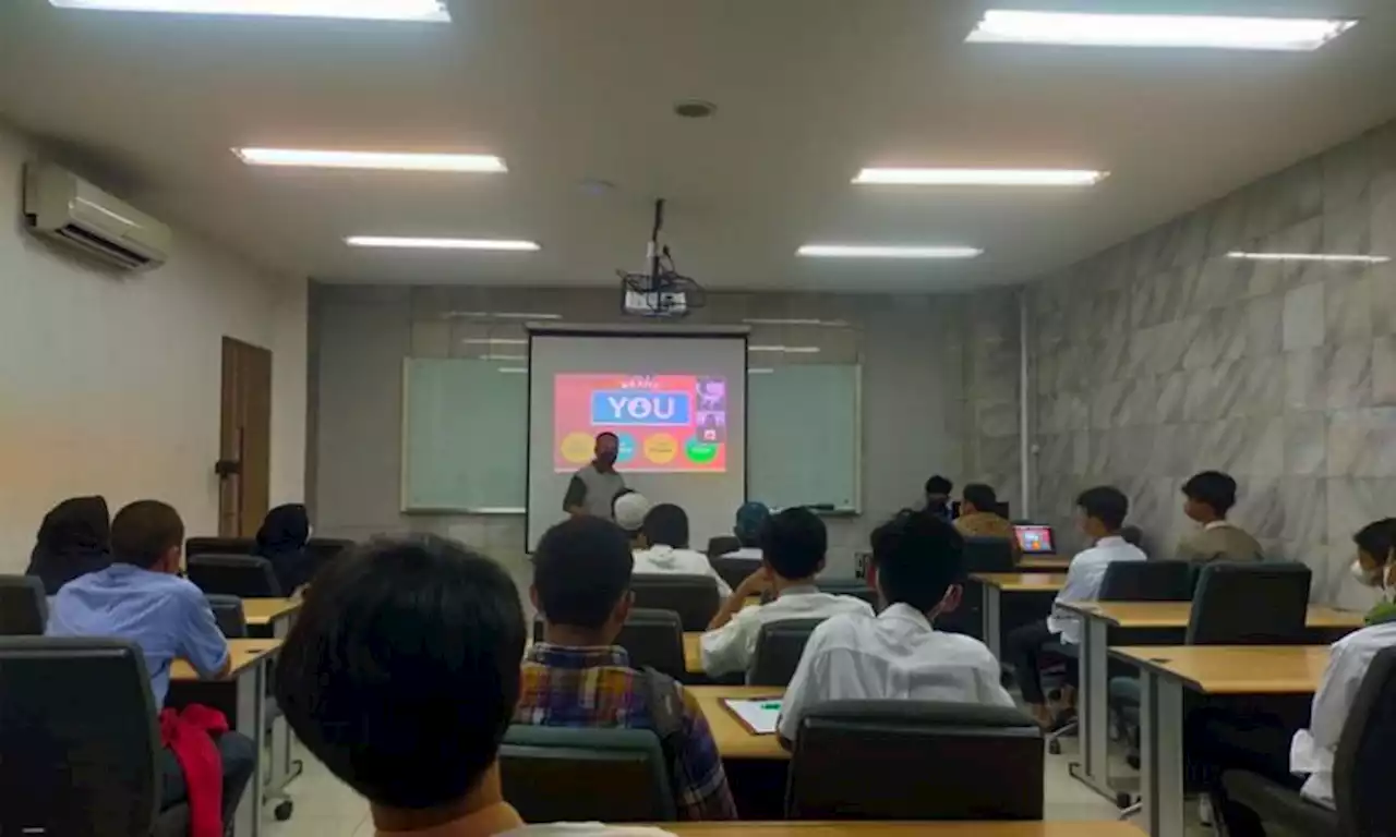 Karang Taruna Antusias Belajar Cara Bangun Personal Branding Bersama UNM |Republika Online