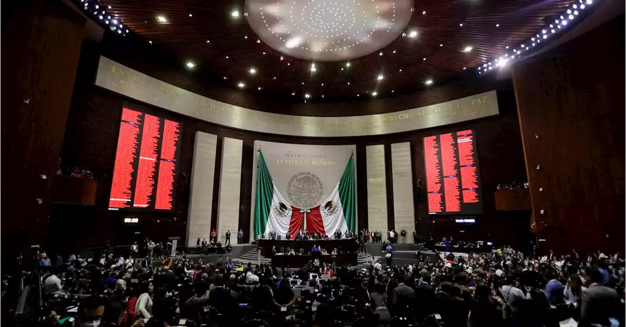 Mexican lawmakers to vote on president's contentious electricity overhaul