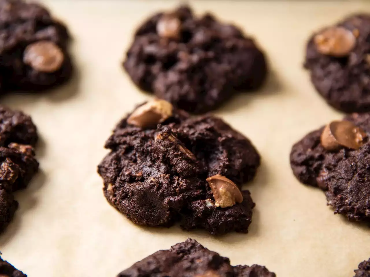 Dark Chocolate Easter Cookies Recipe