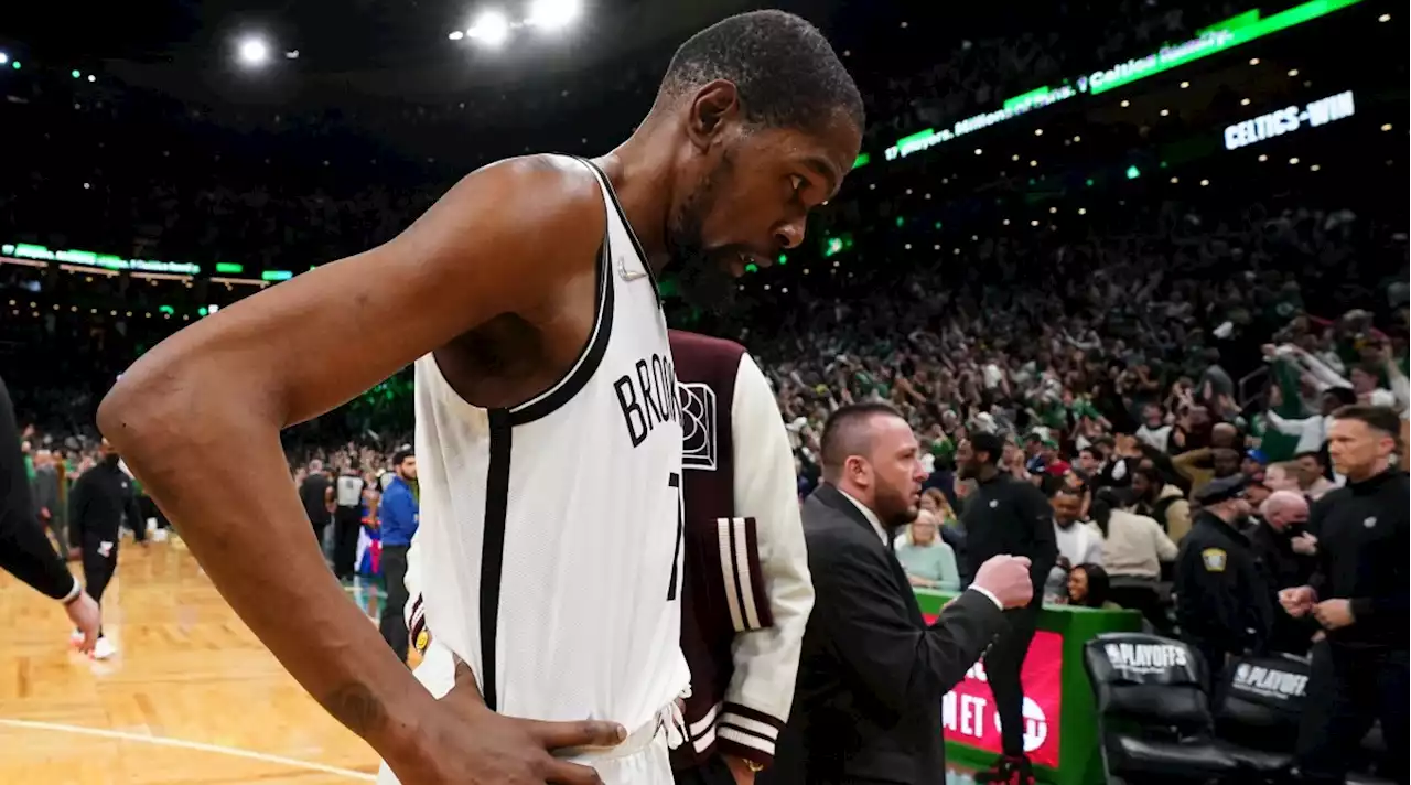 Watch: Durant Loses Track of Tatum Ahead of Buzzer-Beater