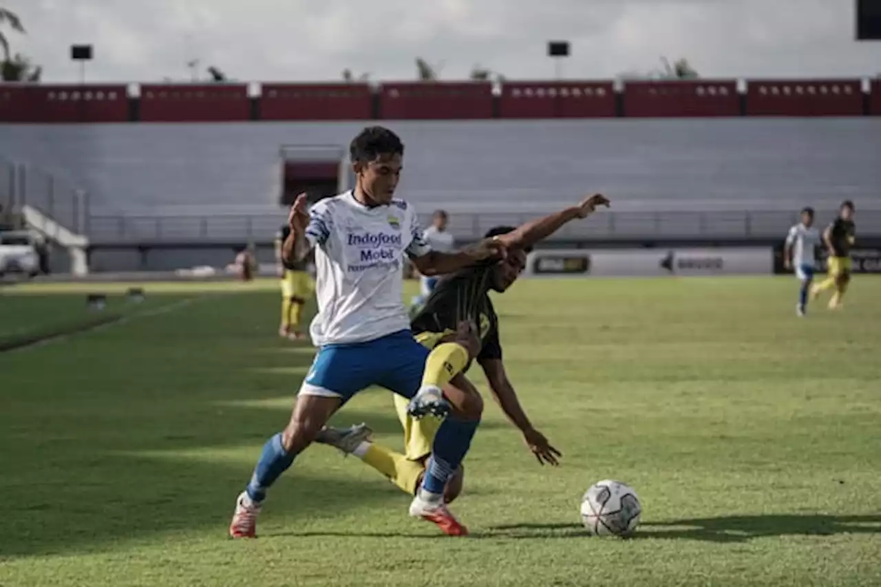 Tuding Sepak Bola Gajah, 4 Suporter Persipura Gugat Persib vs Barito