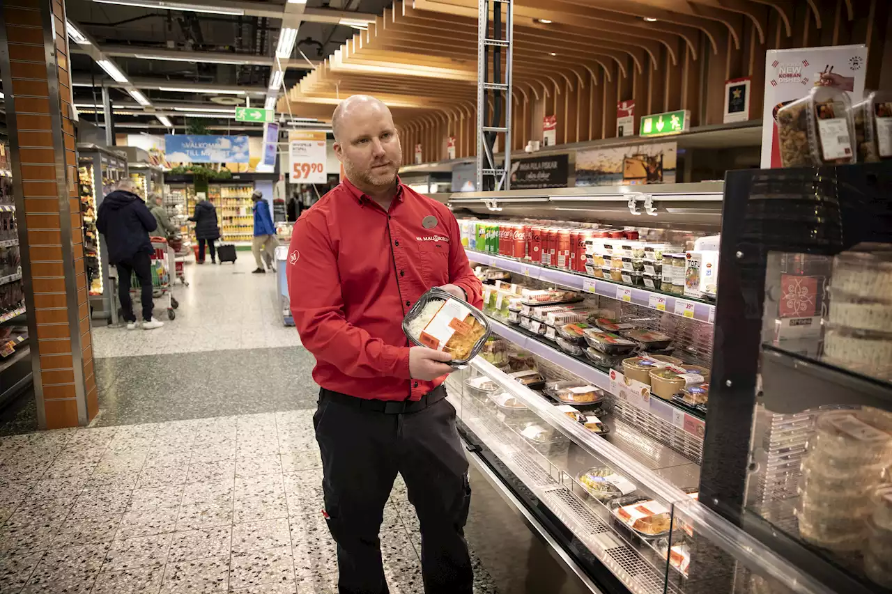 Eget ströbröd och röda lappar – så minskar butiken sitt matsvinn