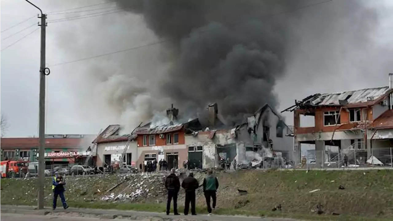 Russland meldet Zerstörung von großem Waffenlager nahe Lwiw