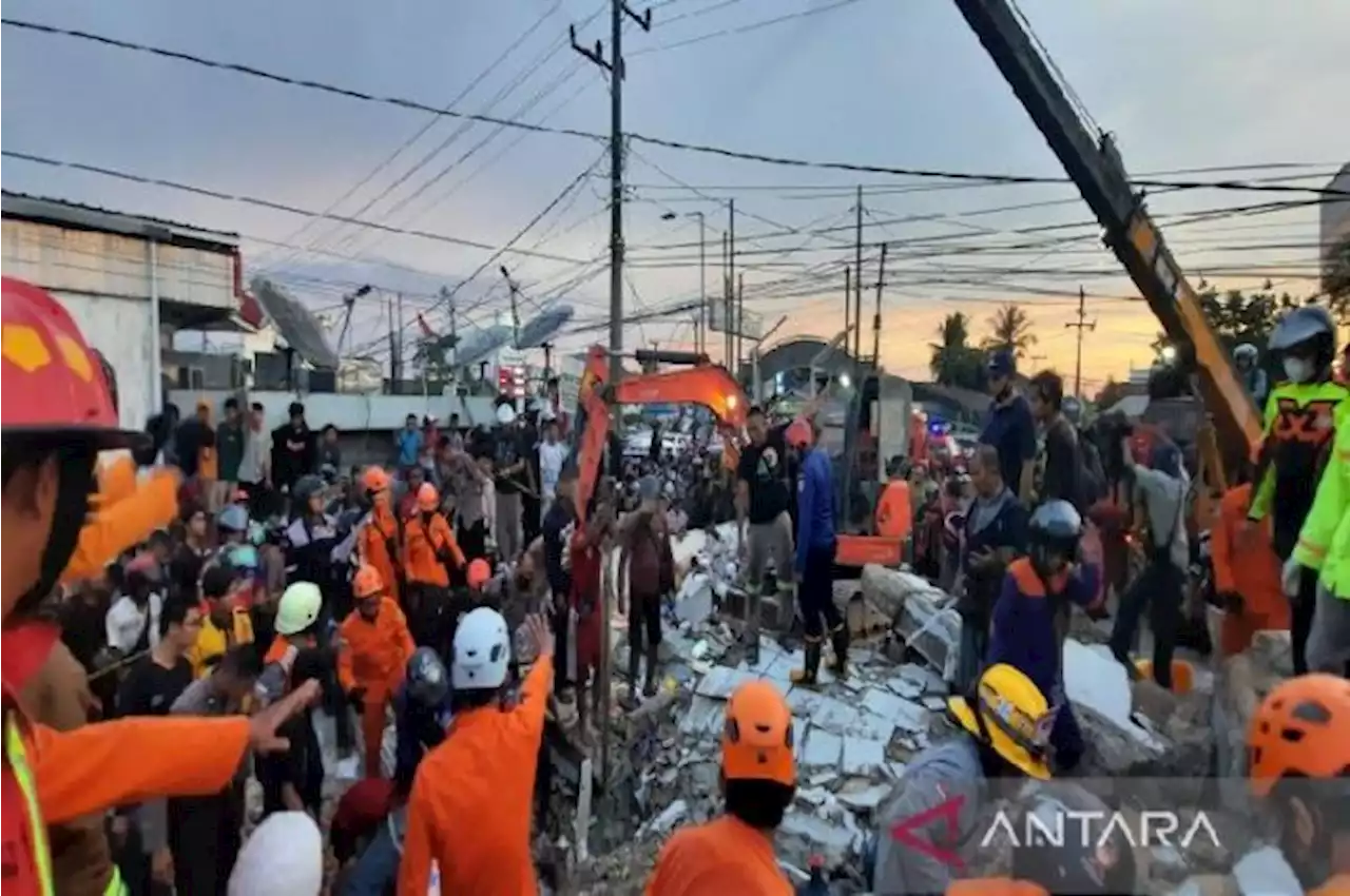 Bangunan Minimarket Ambruk Tiba-tiba di Banjar, Ini Kata Pakar di ITB