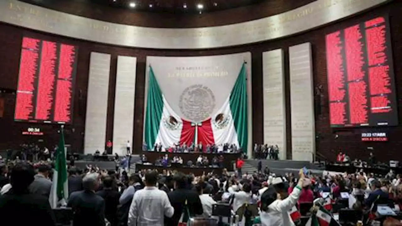 Mexican lawmakers reject president's energy reforms opposed by US