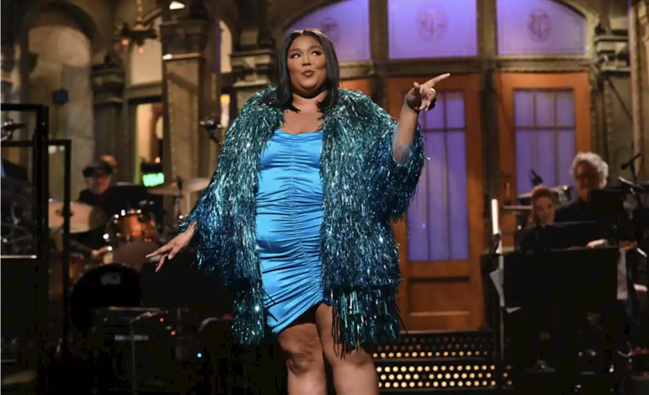 Watch Lizzo Unveil Two New Songs, Twerk With Flute, and Crush ‘Saturday Night Live’ Hosting Gig