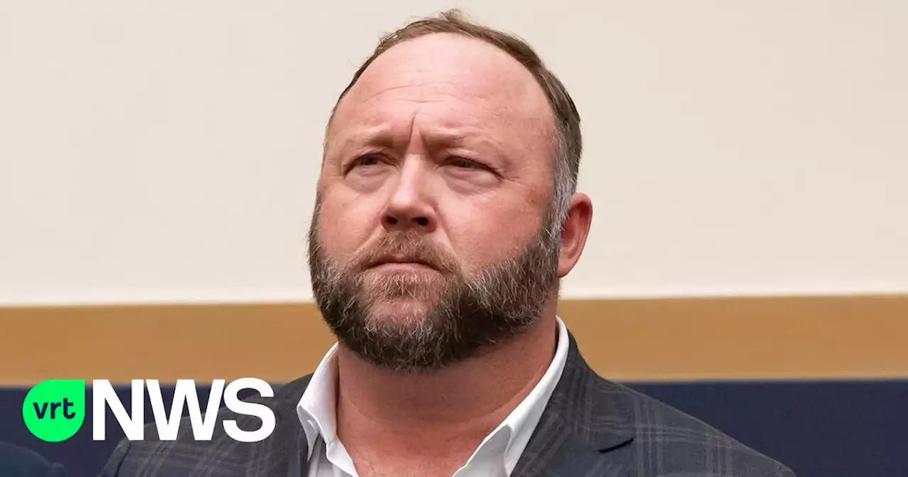 Mediabedrijf InfoWars van complotdenker Alex Jones vraagt\nbescherming van schuldeisers aan