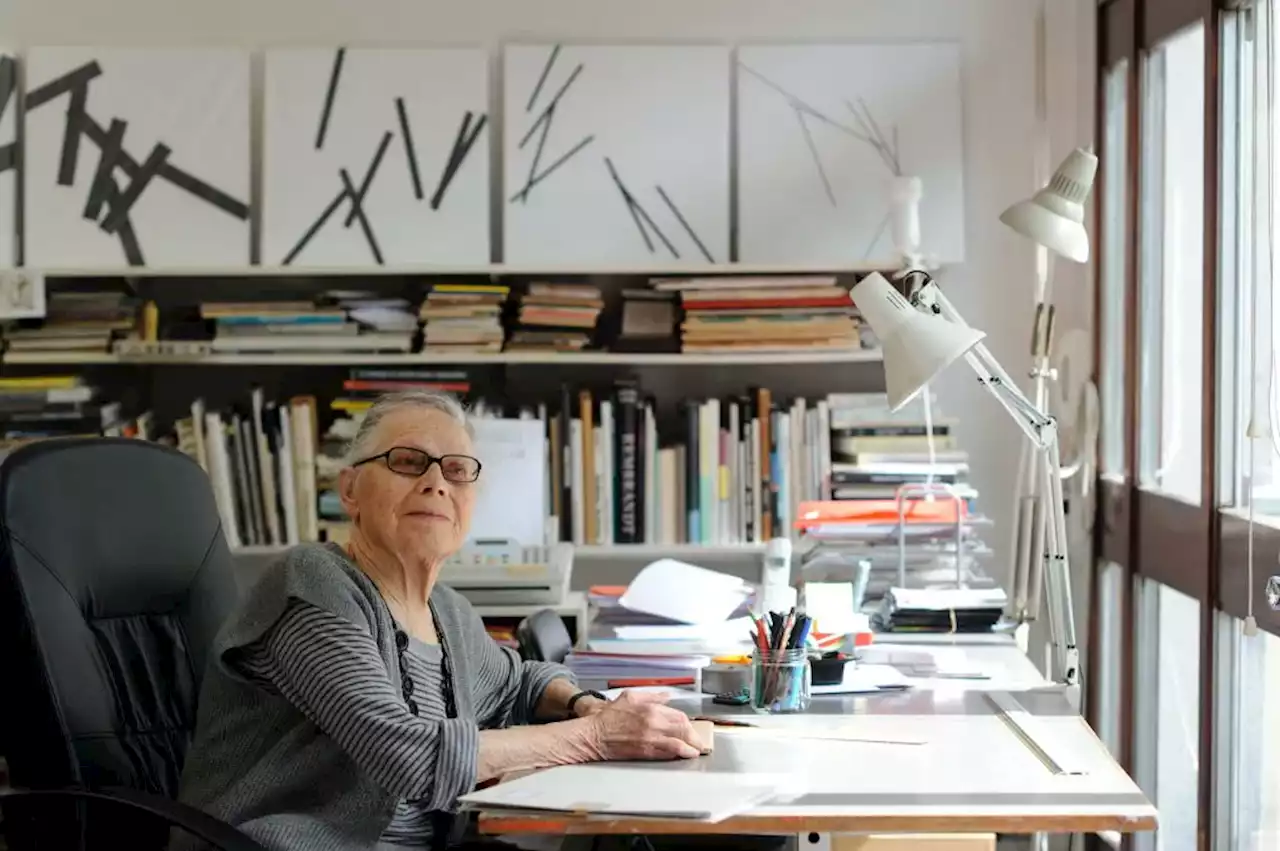 Meet Vera Molnár, the 98-Year-Old Generative Art Pioneer Who Is Enjoying New Relevance at the Venice Biennale | Artnet News