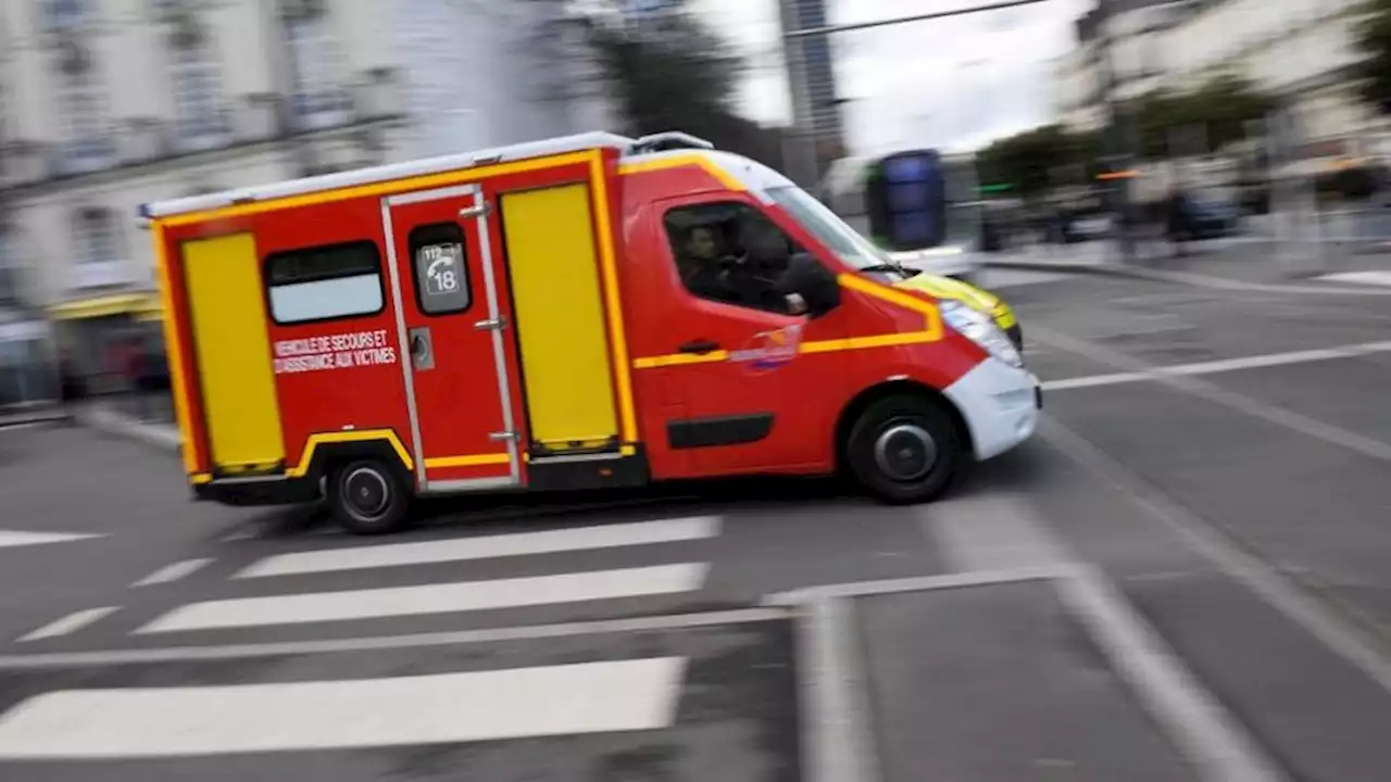 Bordeaux : un camion de pompier en intervention percuté par un chauffard