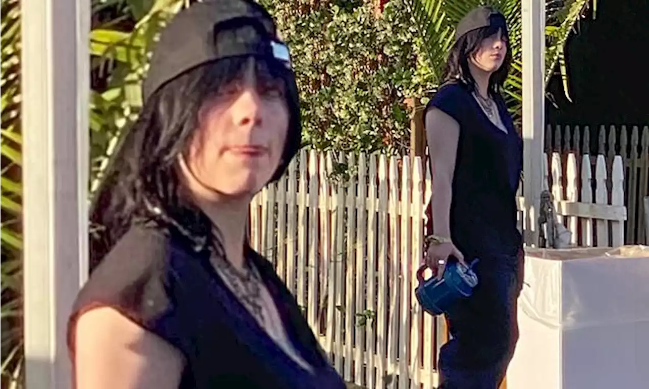 Billie Eilish rocks an all-black ensemble at Coachella