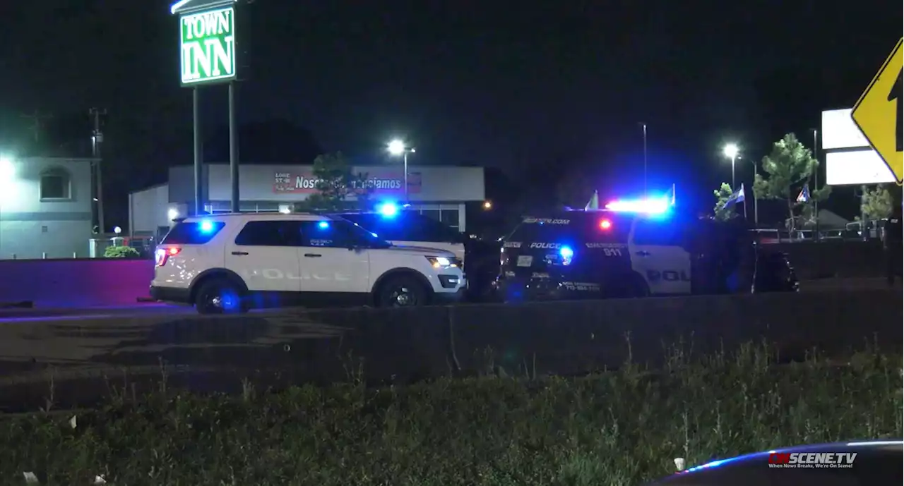 Woman fatally struck by SUV while trying to cross the North Freeway, Houston police report