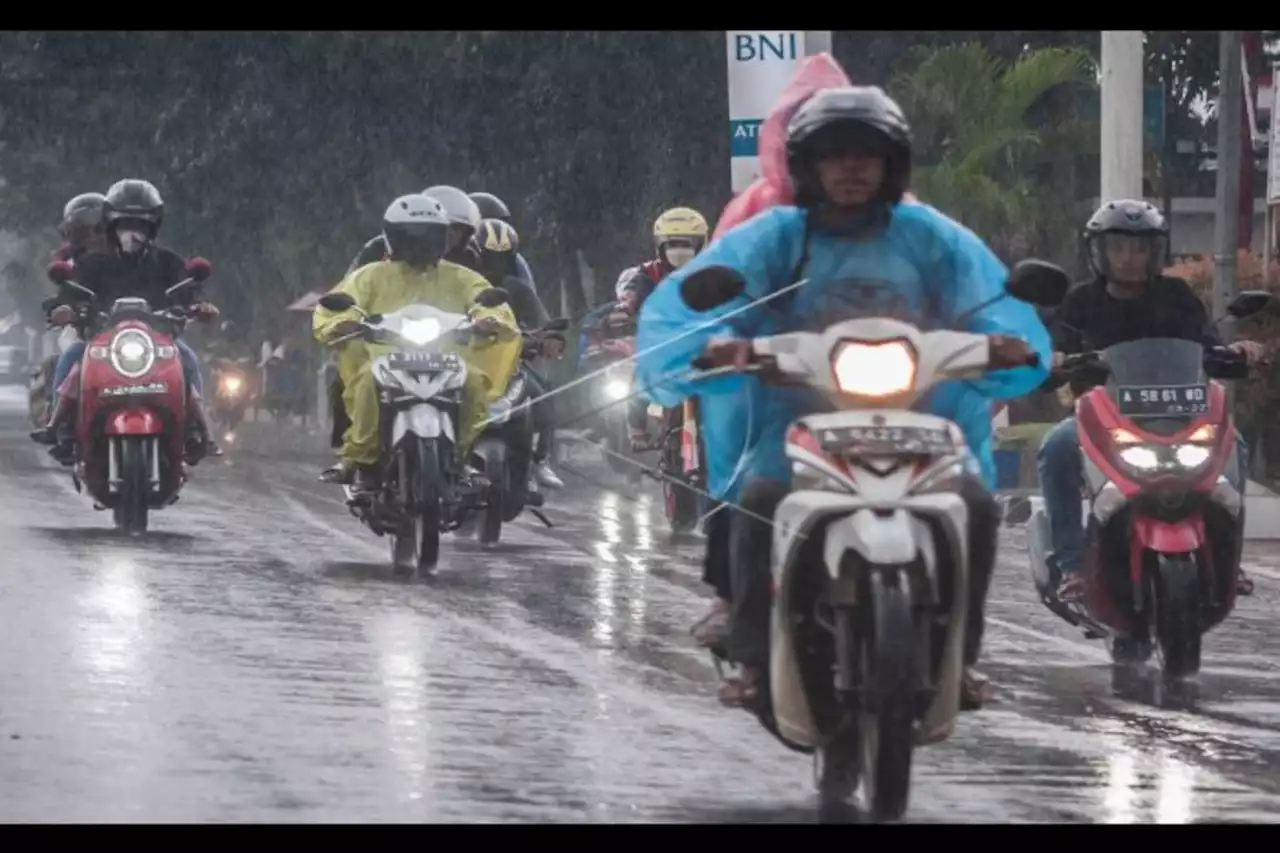 Prakiraan Cuaca Hari Ini, 8 Wilayah Ini Mengalami Hujan dan Angin Kencan, Waspada