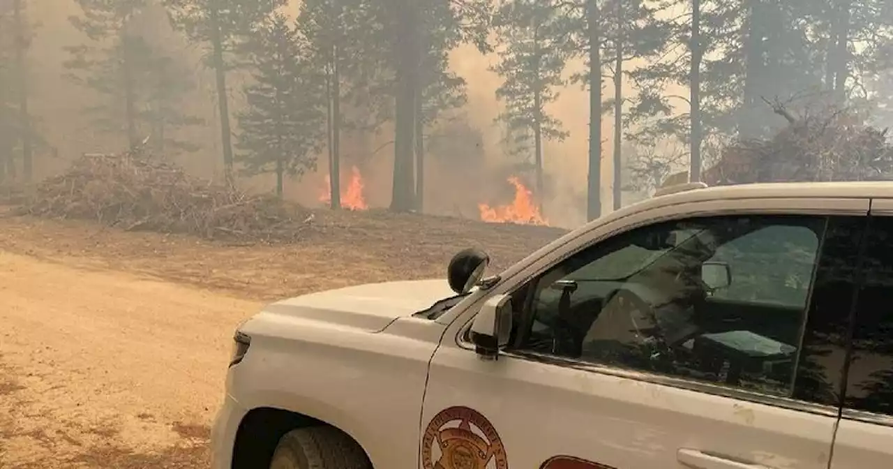 Evacuations underway, roads closed due to 500-acre Crooks Fire in Prescott area