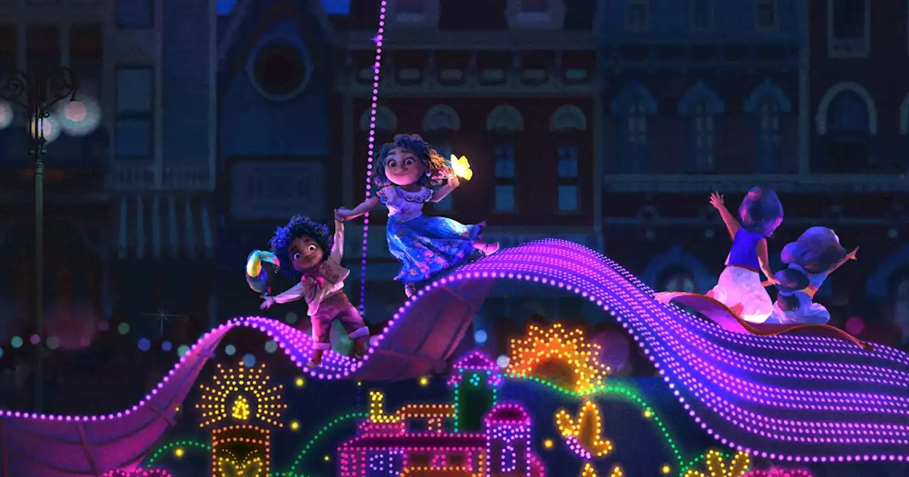 Commentary: Disneyland's Electrical Parade is ditching its patriotic float. Why that's a good thing