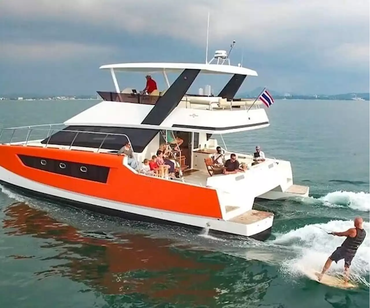 Heliotrope 48 Powercat Holds Asia-Pacific Appeal