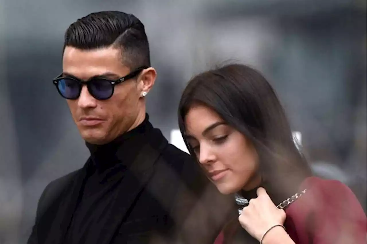 Ronaldo Umumkan Kematian Bayi Laki-lakinya