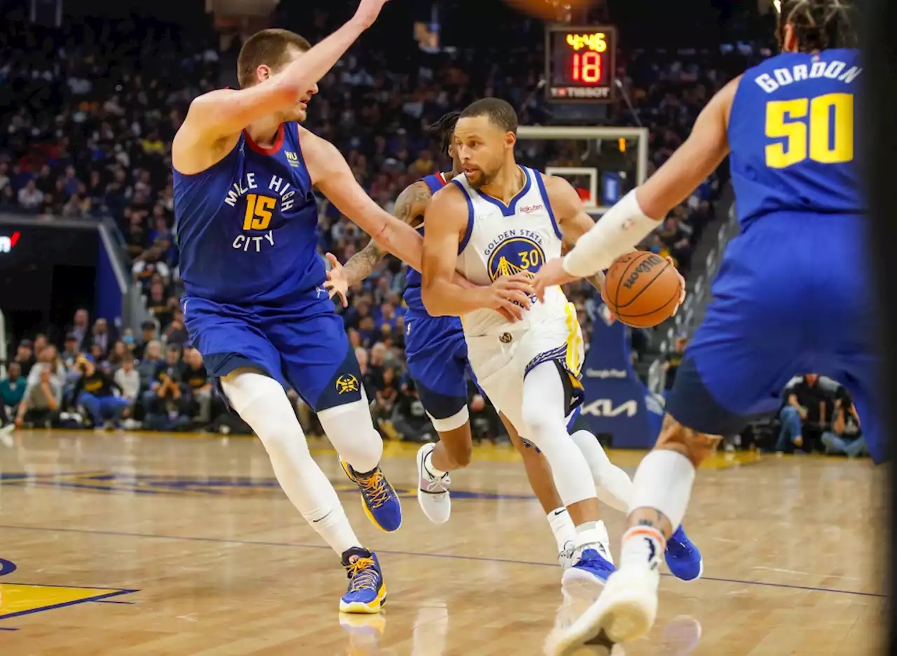 Warriors halftime report: Curry heats up in second quarter