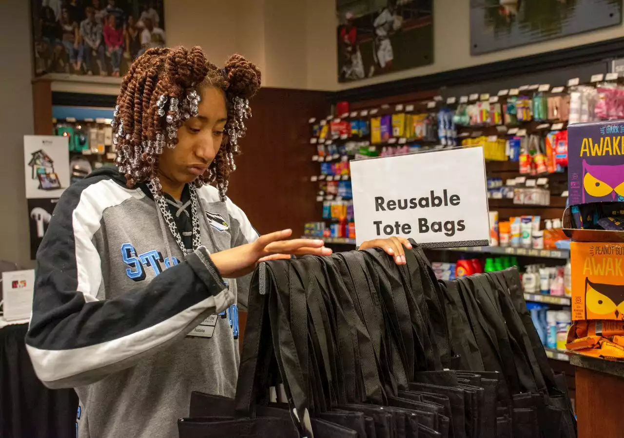 Plastic bag and styrofoam ban applies to N.J. colleges, but most are ahead of the game