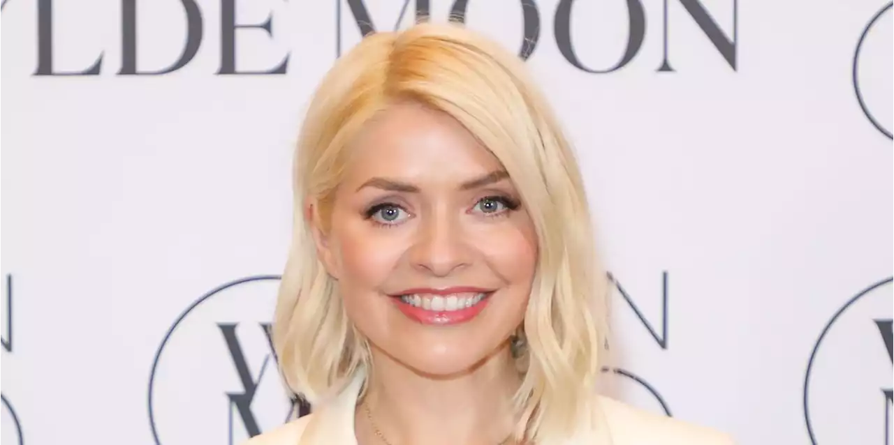 The Marks & Spencer dress Holly Willoughby 'couldn't resist' adding to her wardrobe