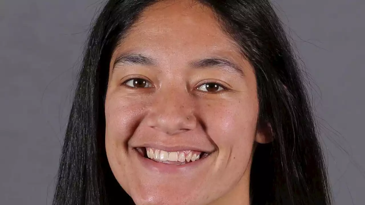 'I'm still loved here': Ex-UA star Alyssa Palomino-Cardoza returns home as part of Oregon staff