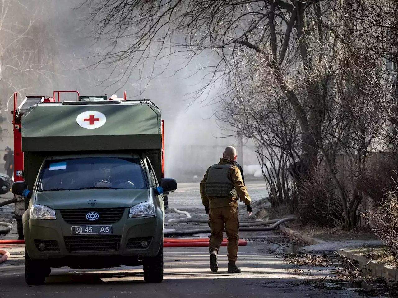 Guerra Ucraina, forze Russia si ritirano da aeroporto vicino a Kiev