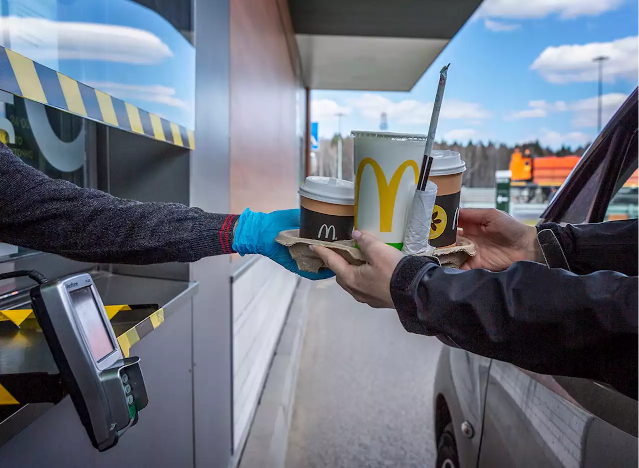 Woman Makes This Gross Discovery After Sipping Her McDonald's Frappe — Eat This Not That