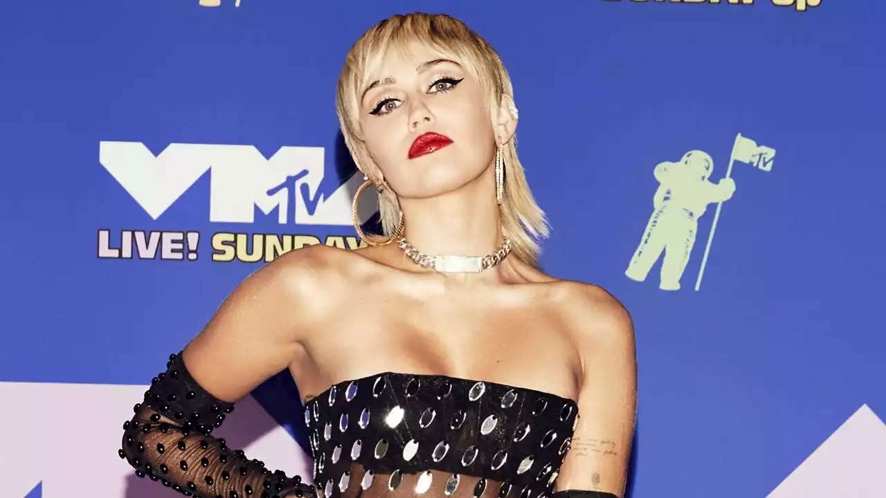 Miley Cyrus Tests Positive for COVID-19: 'I Am Feeling Fine'