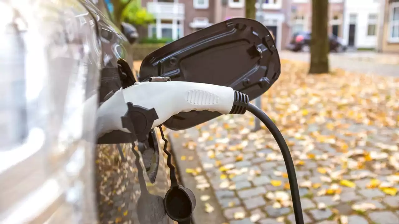 Washington state sets 2030 goal to phase out gas cars