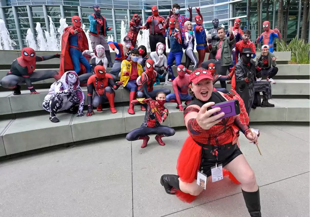 WonderCon 2022: Cosplayers, creators and stars return to Anaheim