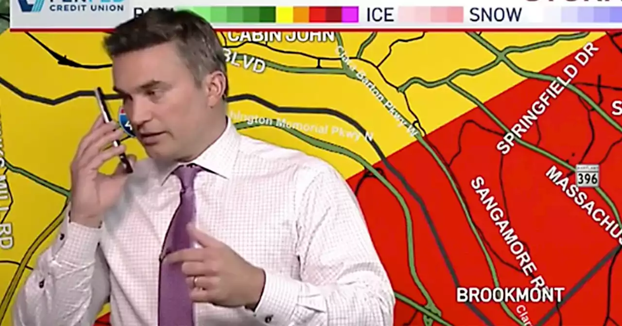 DC-area meteorologist calls kids live on-air to warn them of tornado