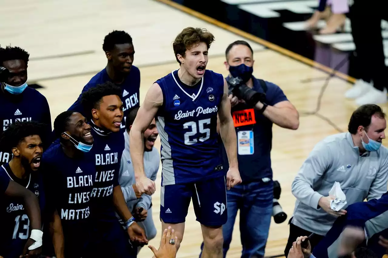 Saint Peter’s star cashing in on Elite Eight run with NIL deals