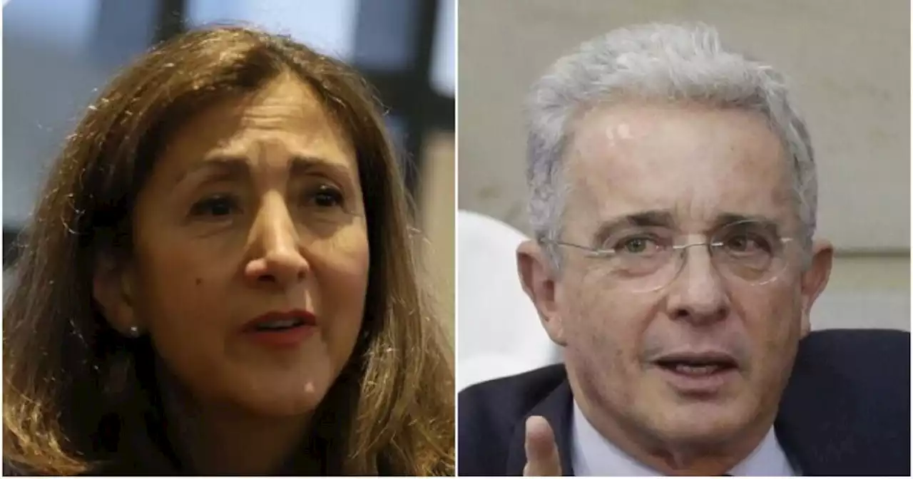 ¿Se aliará Íngrid Betancourt con Álvaro Uribe y su partido?