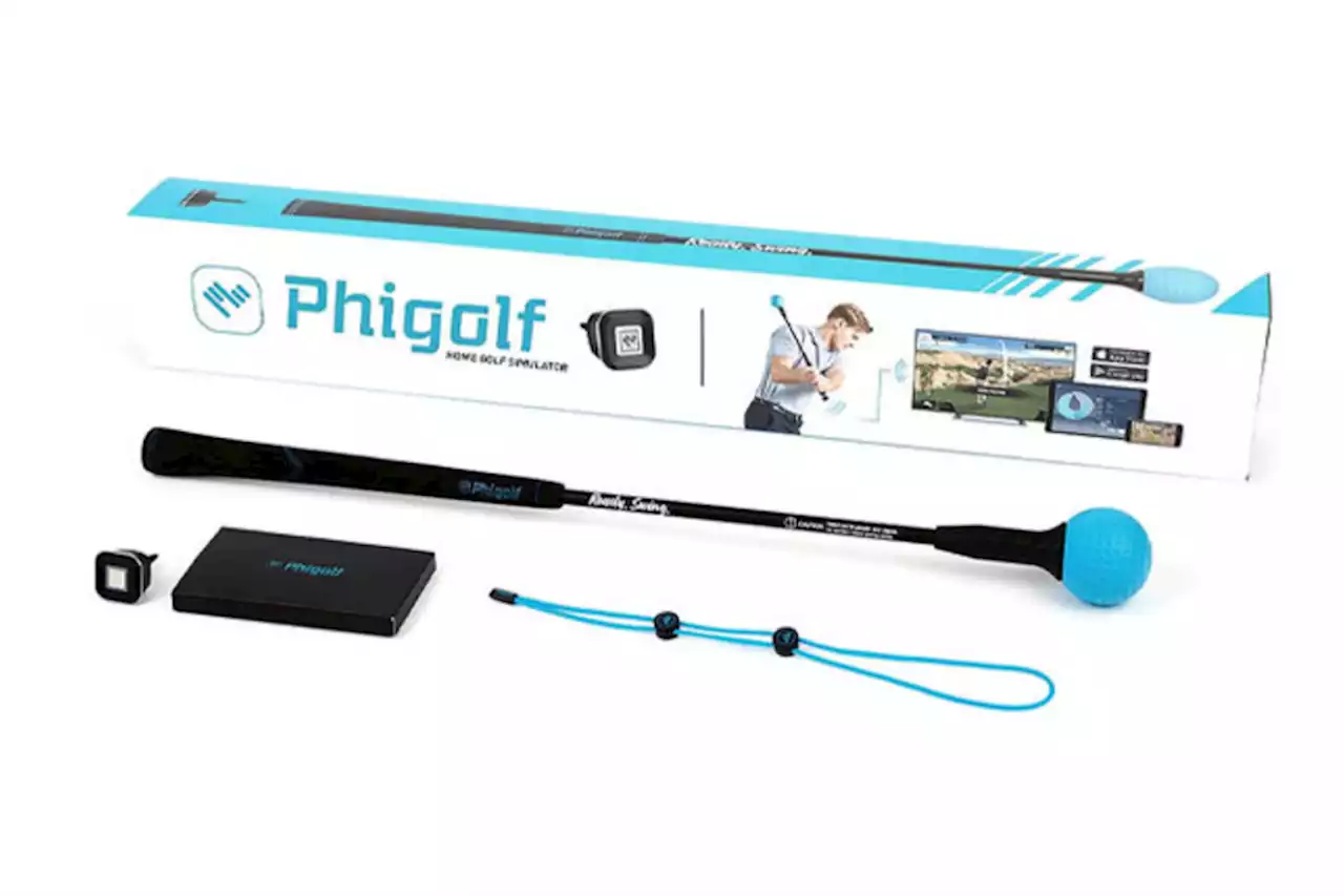 Play a round of golf at home with this cutting-edge simulator