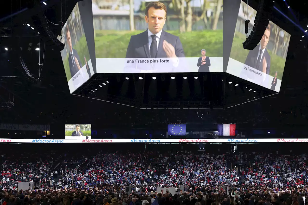 EN DIRECT - Présidentielle 2022 J-8 : Macron en meeting à la Défense