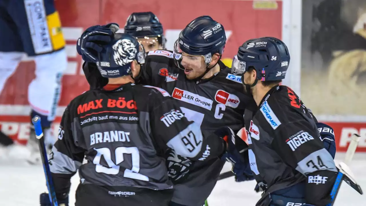 Eishockey, DEL: Straubing zerlegt Berlin, Köln ist wieder auf Kurs