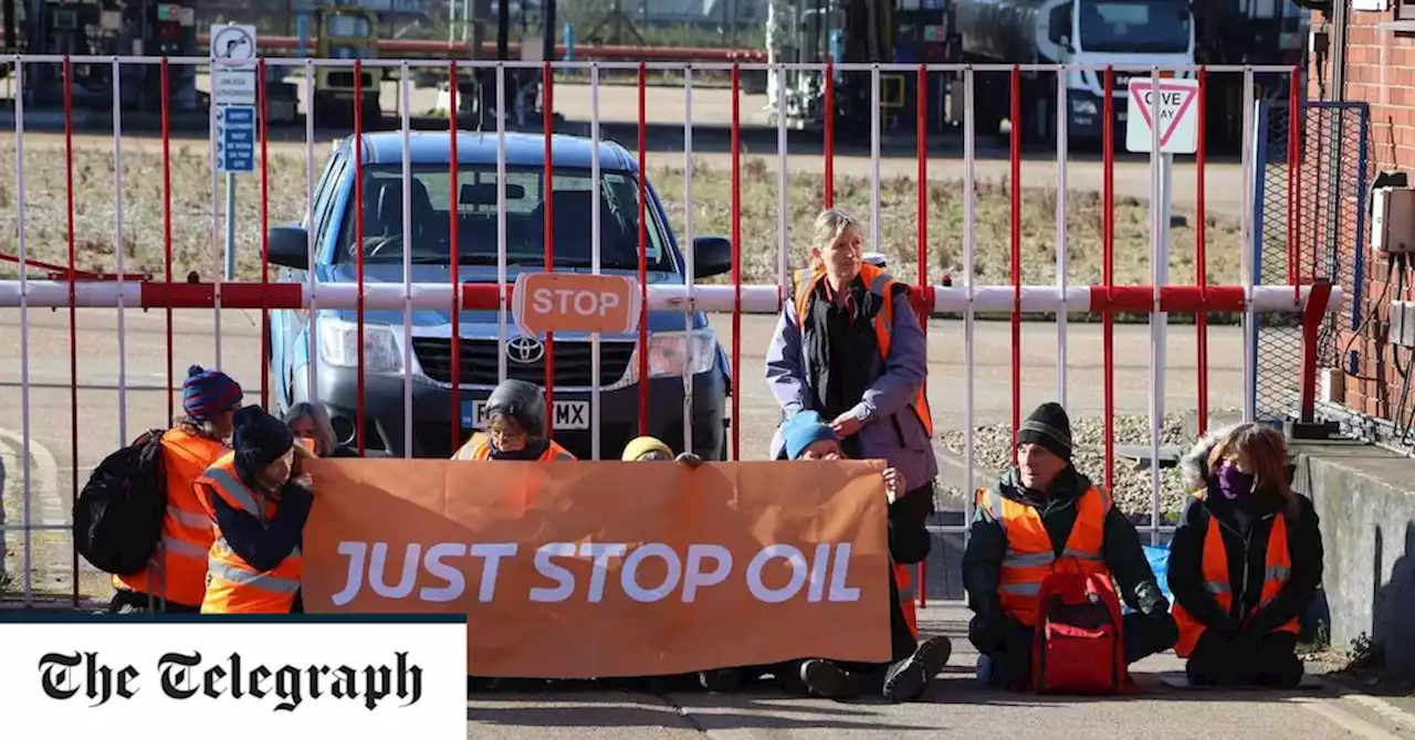 More than 80 arrested as Essex oil terminal blockades continue