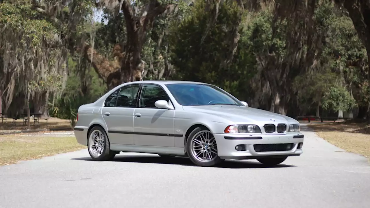 1999 BMW M5 Retro Review | A hero worth meeting